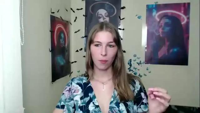 Image 10 of stranger_giirl Stream on Chaturbate on 23 days ago