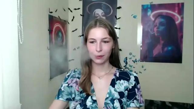 Image 3 of stranger_giirl Stream on Chaturbate on 23 days ago