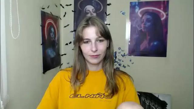 Image 4 of stranger_giirl Stream on Chaturbate on 12 days ago