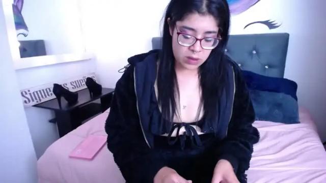 Image 8 of stranger_val Stream on Chaturbate on 15 months ago