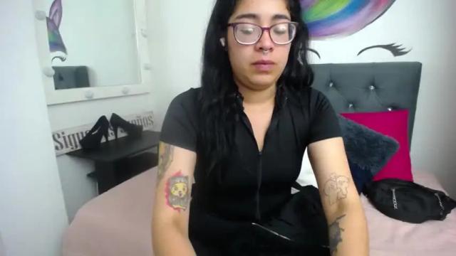 Image 3 of stranger_val Stream on Chaturbate on 15 months ago