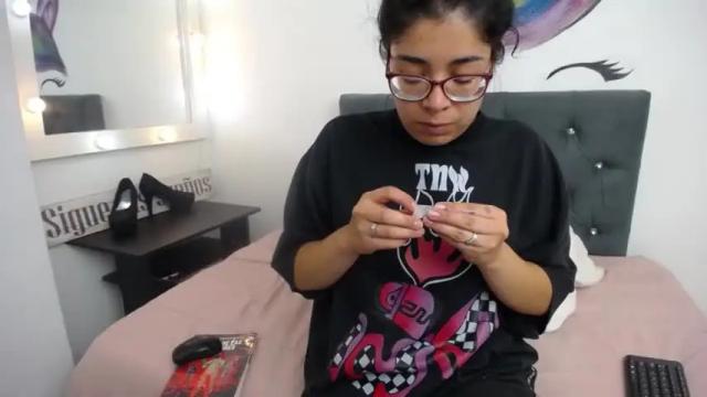 Image 12 of stranger_val Stream on Chaturbate on 15 months ago
