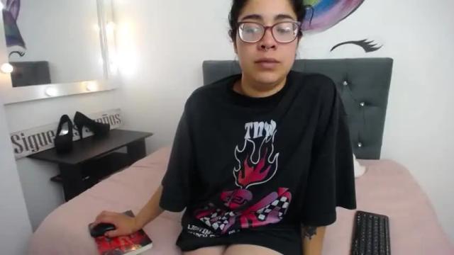 Image 8 of stranger_val Stream on Chaturbate on 15 months ago