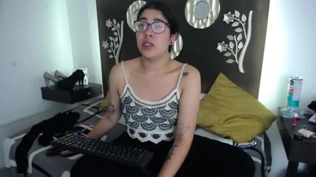 Image 6 of stranger_val Stream on Chaturbate on 14 months ago