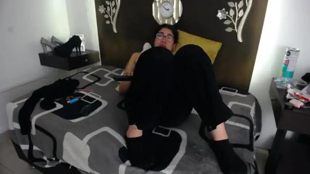 Image 7 of stranger_val Stream on Chaturbate on 14 months ago