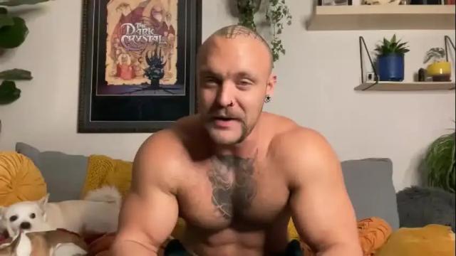 Image 7 of straubalicious Stream on Chaturbate on 18 months ago