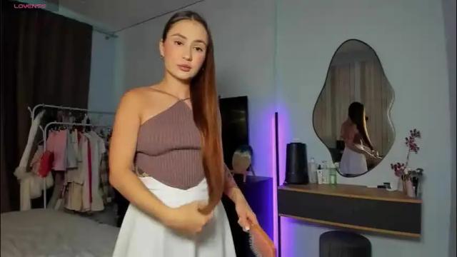 Image 4 of straw_juice Stream on Chaturbate on 2 months ago