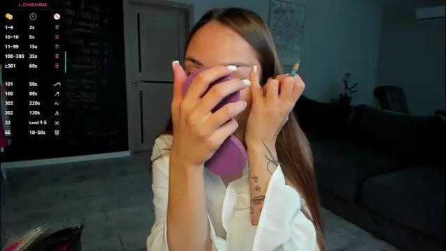 Thumbnail 2, straw_juice's Stream at Chaturbate, 1 month ago