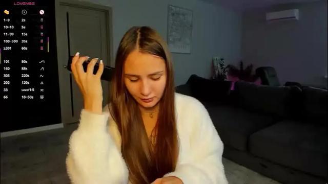 Image 3 of straw_juice Stream on Chaturbate on 1 month ago