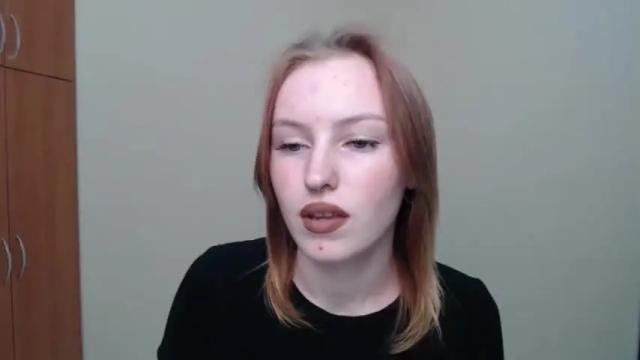 Image 2 of strawberry_ry Stream on Chaturbate on 19 months ago