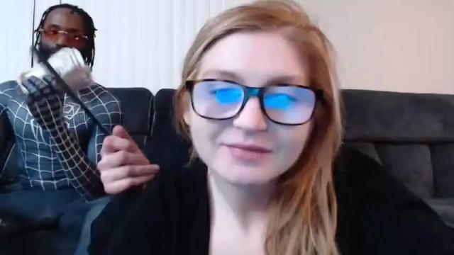 Image 8 of strawberryblond3 Stream on Chaturbate on 12 months ago