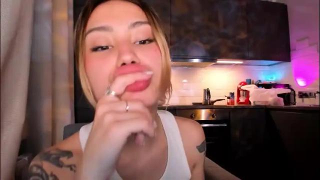 Image 8 of strawberrypie99 Stream on Chaturbate on 1 month ago
