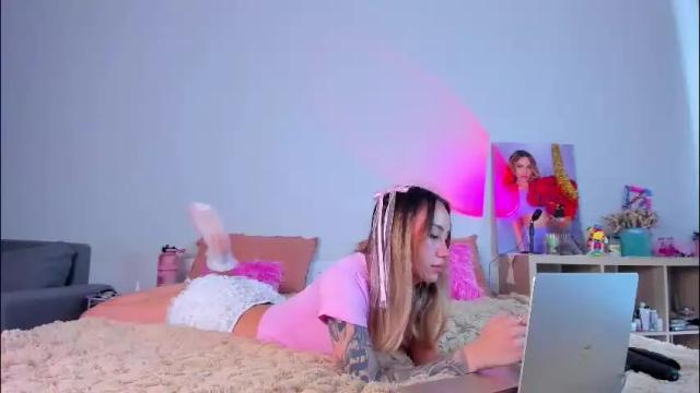 Thumbnail 2, strawberrypie99's Stream at Chaturbate, 10 hours ago