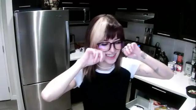 Image 6 of strawbxrrygirl Stream on Chaturbate on 16 months ago