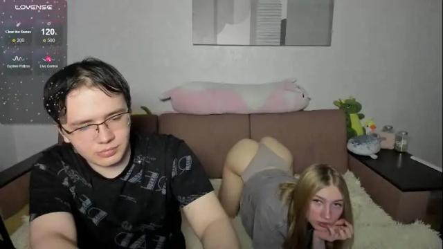 Image 12 of streis_mua Stream on Chaturbate on 1 month ago