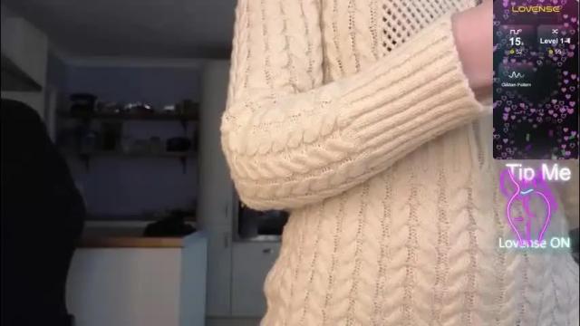 Image 7 of stripmequick Stream on Chaturbate on 2 months ago