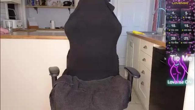 Thumbnail 3, stripmequick's Stream at Chaturbate, 2 months ago