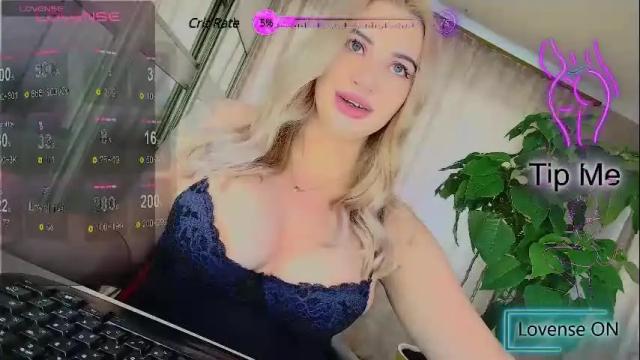 Image 3 of strippuclub Stream on Chaturbate on 9 days ago