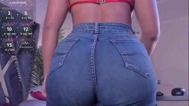 Image 12 of strong_girl_ Stream on Chaturbate on 1 month ago