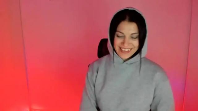 Image 12 of strong_ladydi Stream on Chaturbate on 15 months ago