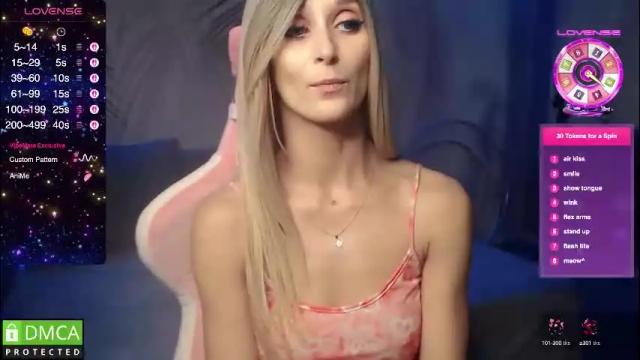 Image 6 of strongalice Stream on Chaturbate on 1 month ago