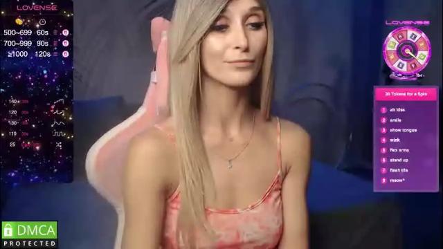 Image 7 of strongalice Stream on Chaturbate on 1 month ago
