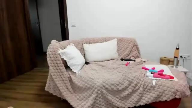 Image 6 of strongamy Stream on Chaturbate on 6 months ago