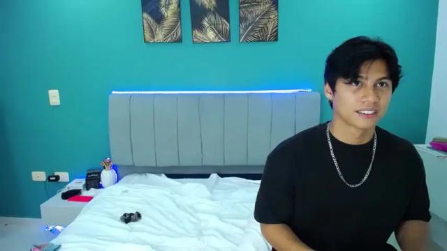Image 7 of stroong_couple_ Stream on Chaturbate on 12 months ago