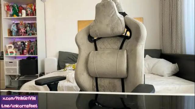 Image 2 of strupedsunicorns Stream on Chaturbate on 28 days ago