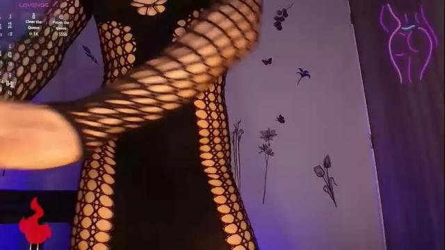 Image 3 of sttefany_24 Stream on Chaturbate on 1 month ago