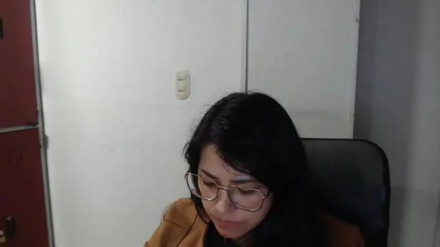 Image 3 of studcb Stream on Chaturbate on 12 months ago