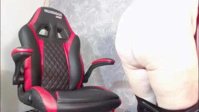 Image 3 of stunningboobs Stream on Chaturbate on 1 month ago