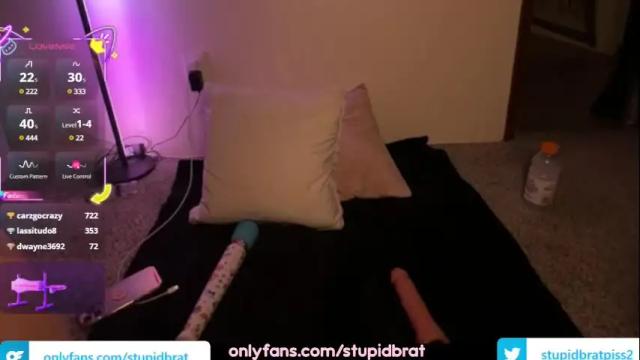 Image 12 of stupidbratbaby Stream on Chaturbate on 1 month ago
