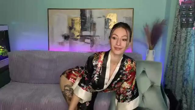 Image 8 of su4e4ka555 Stream on Chaturbate on 1 month ago