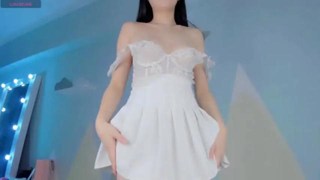 Image 7 of su_minna Stream on Chaturbate on 18 months ago