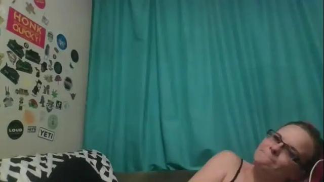 Image 7 of submissive_goofball Stream on Chaturbate on 8 months ago