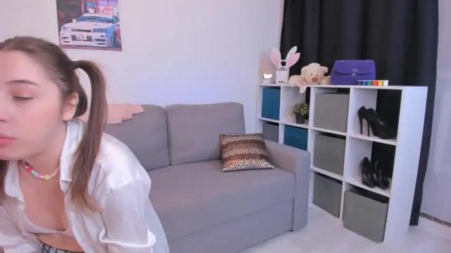 Image 12 of succubees Stream on Chaturbate on 24 months ago