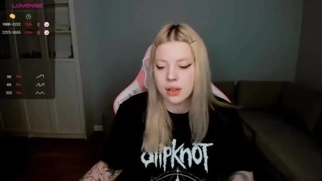 Image 4 of succubus_leslie Stream on Chaturbate on 16 months ago