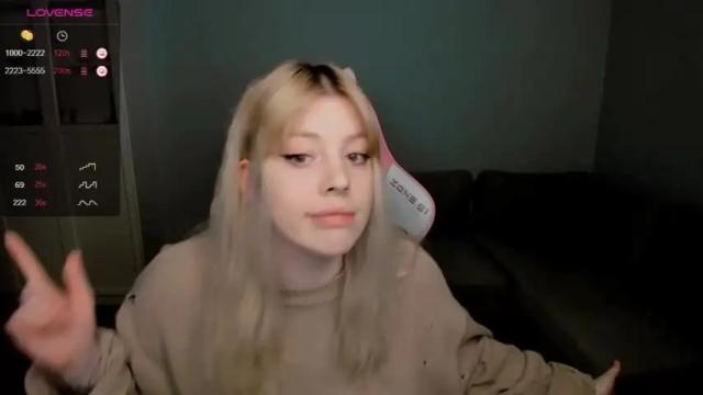 Image 12 of succubus_leslie Stream on Chaturbate on 16 months ago