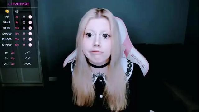 Image 7 of succubus_leslie Stream on Chaturbate on 3 months ago