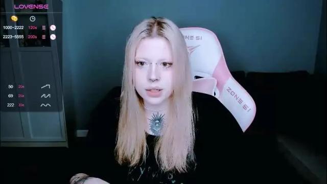 Image 3 of succubus_leslie Stream on Chaturbate on 2 months ago