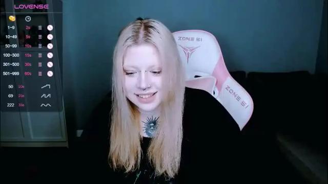 Image 4 of succubus_leslie Stream on Chaturbate on 2 months ago