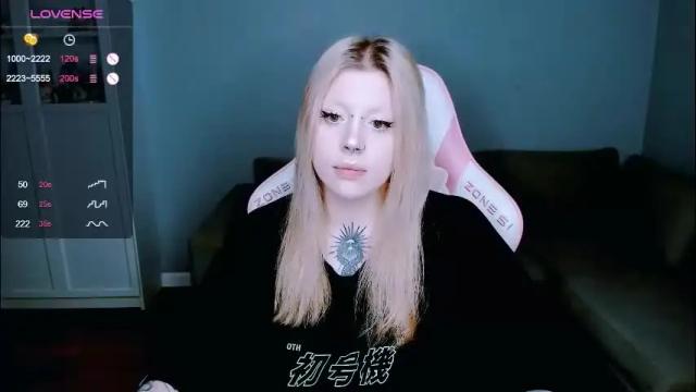 Image 3 of succubus_leslie Stream on Chaturbate on 2 months ago