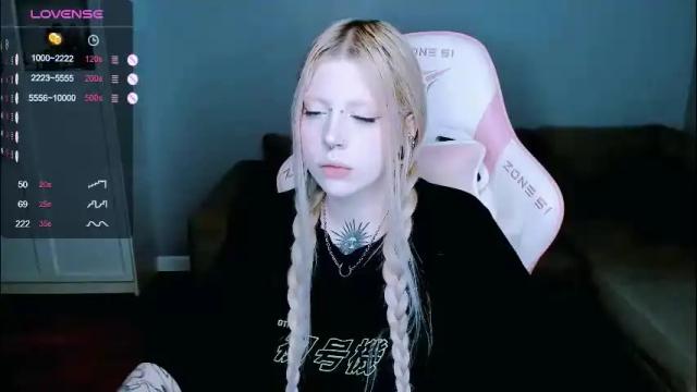 Image 12 of succubus_leslie Stream on Chaturbate on 26 days ago