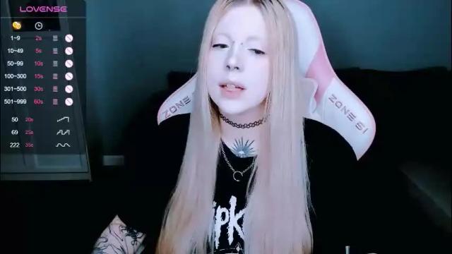 Image 3 of succubus_leslie Stream on Chaturbate on 8 hours ago