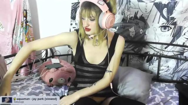 Image 12 of succubussytri Stream on Chaturbate on 15 months ago