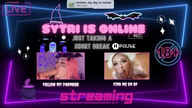 Image 8 of succubussytri Stream on Chaturbate on 12 months ago