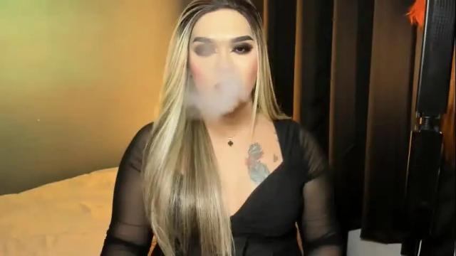 Image 8 of suckablecockoffreya Stream on Chaturbate on 2 months ago