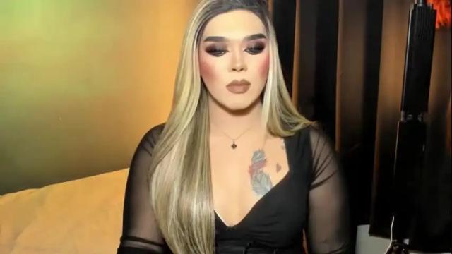 Image 10 of suckablecockoffreya Stream on Chaturbate on 2 months ago