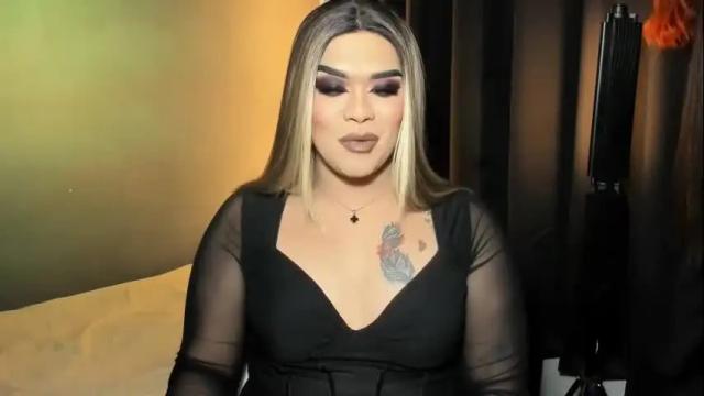 Image 3 of suckablecockoffreya Stream on Chaturbate on 2 months ago